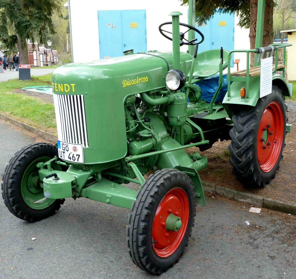 Fendt Dieselross ist Gast bei der Oldtimerausstellung der Traktor-Oldtimer-Freunde Wiershausen, April 2012 

