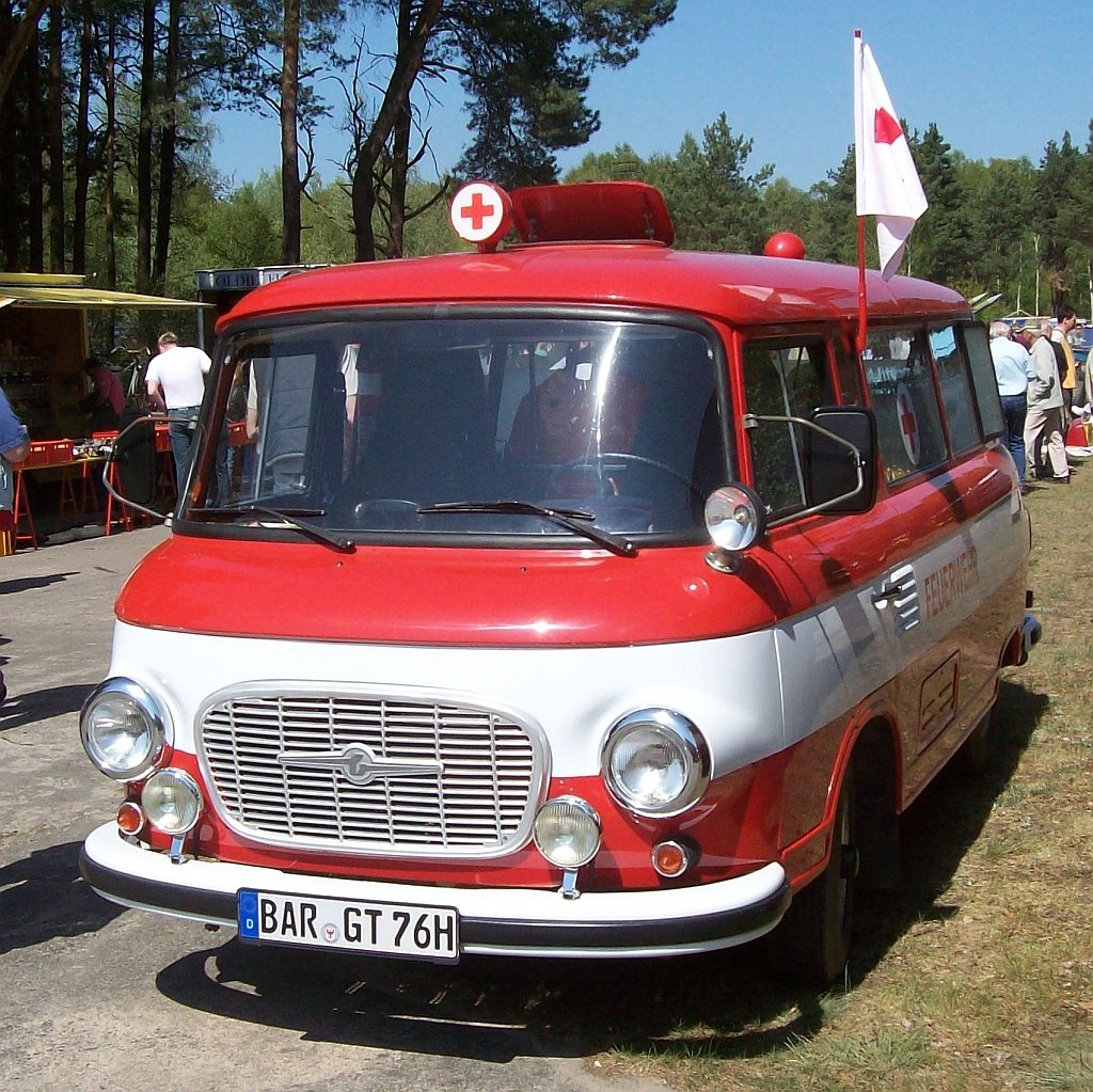 Feuerwehr Barkas B 1000 beim 3. OST-Fahrzeug-Treffen auf dem Flugplatz Finow am 25.04.2009