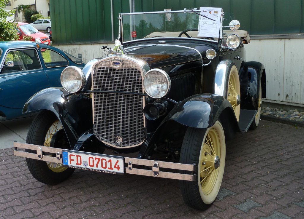 Ford A ausgestellt anl. Ortsjubilum  850 Jahre Bckels  in 36100 Petersberg-Bckels, August 2010 

