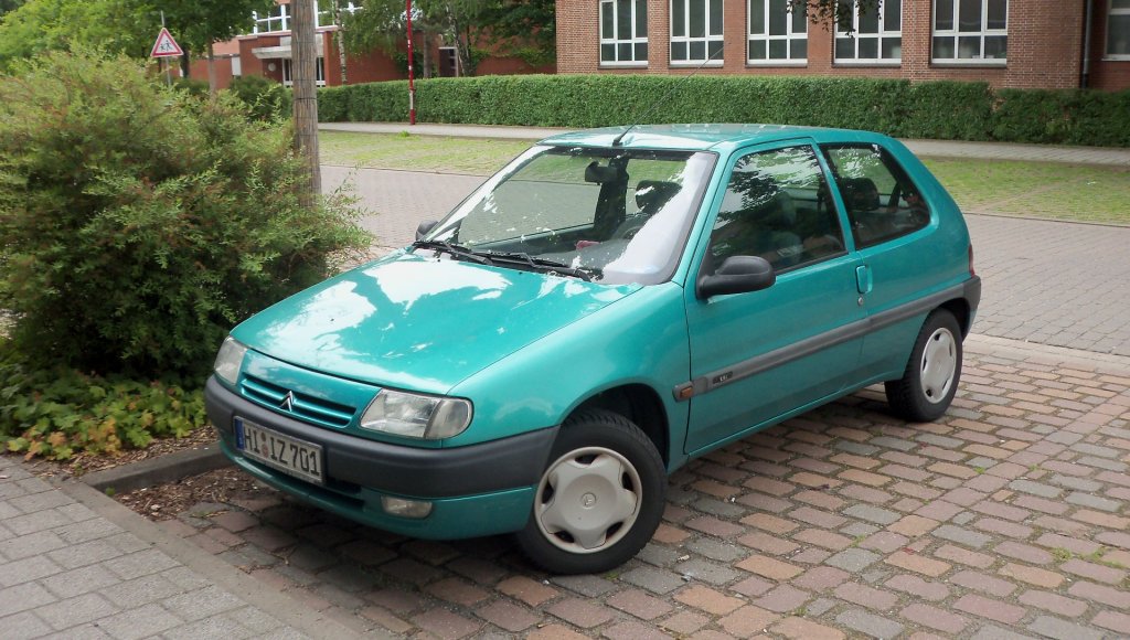 Frontasicht Citrn Saxo in Lehrte am 20.06.2010.