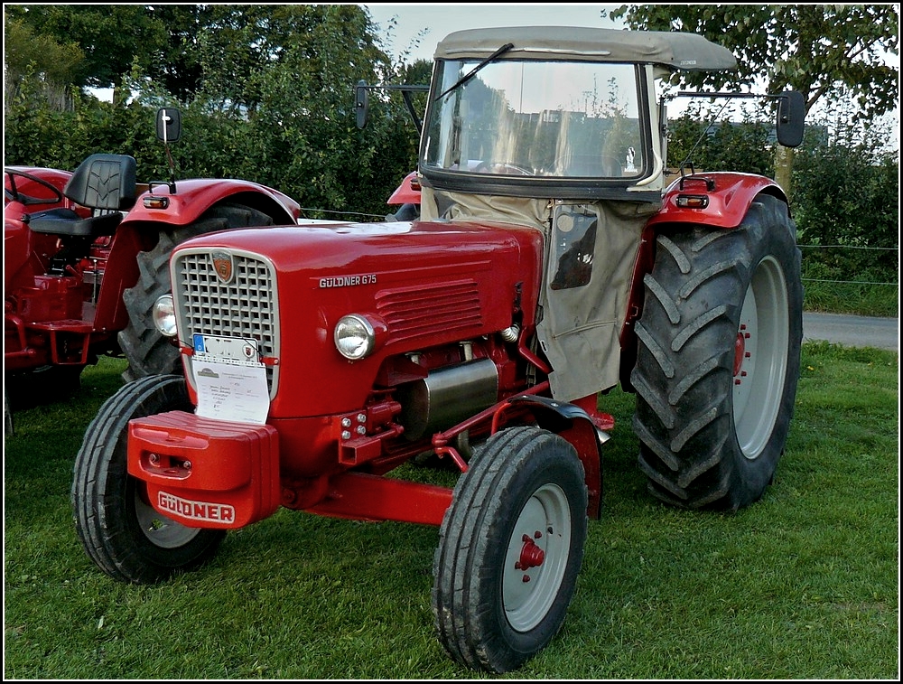 Gldner G75, BJ 1967, 6 Zyl, 4680 ccm, 75 PS gesehen beim Traktortreffen in Weiswampach am 18.09.2010.