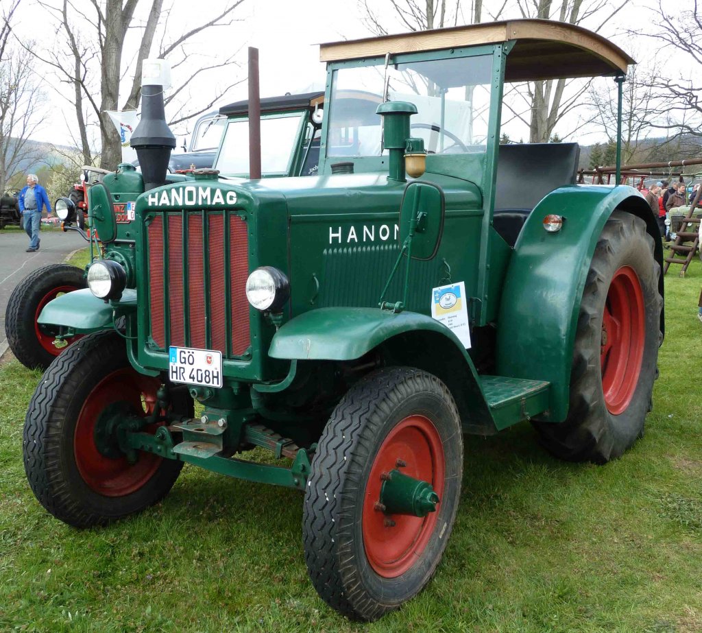 Hanomag R 40 steht bei der Oldtimerausstellung der Traktor-Oldtimer-Freunde Wiershausen, April 2012 