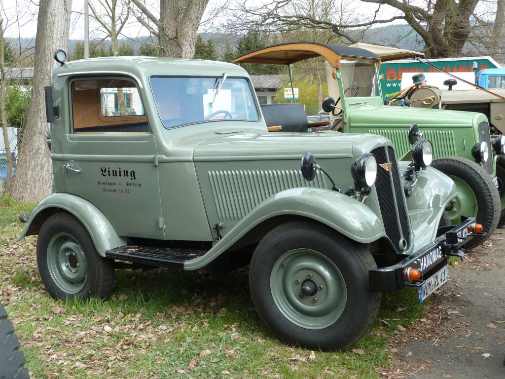 Hanomag steht bei der Oldtimerausstellung der Traktor-Oldtimer-Freunde Wiershausen, April 2012

