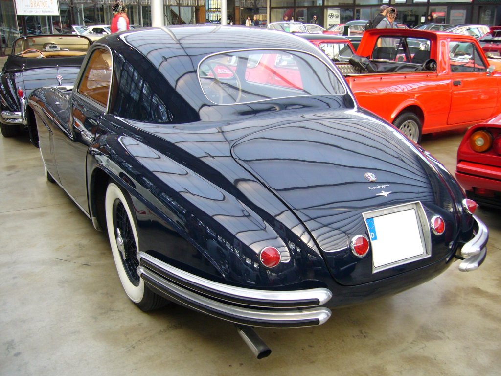 Heckansicht eines Alfa Romeo 6C 2500 Super Sport. 1939 - 1953. Classic Remise am 01.11.2011.