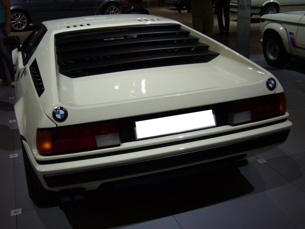 Heckansicht eines BMW M1 (E26). 1978 - 1981. Techno Classica am 25.03.2012.