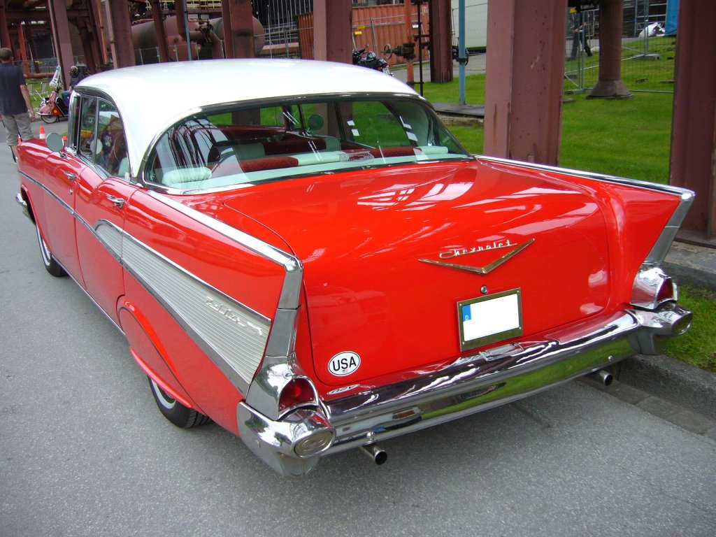 Heckansicht eines Chevrolet Series 2400 C Four-door Sedan des Jahrganges 1957. Oldtimertreffen Kokerei Zollverein am 01.07.2012.