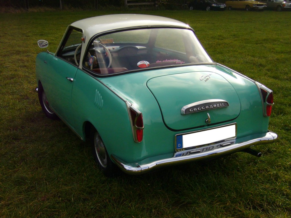 Heckansicht eines Goggomobil TS 250 Coupe. 1957 - 1969. Oldtimertreffen Marl am 30.10.2011.