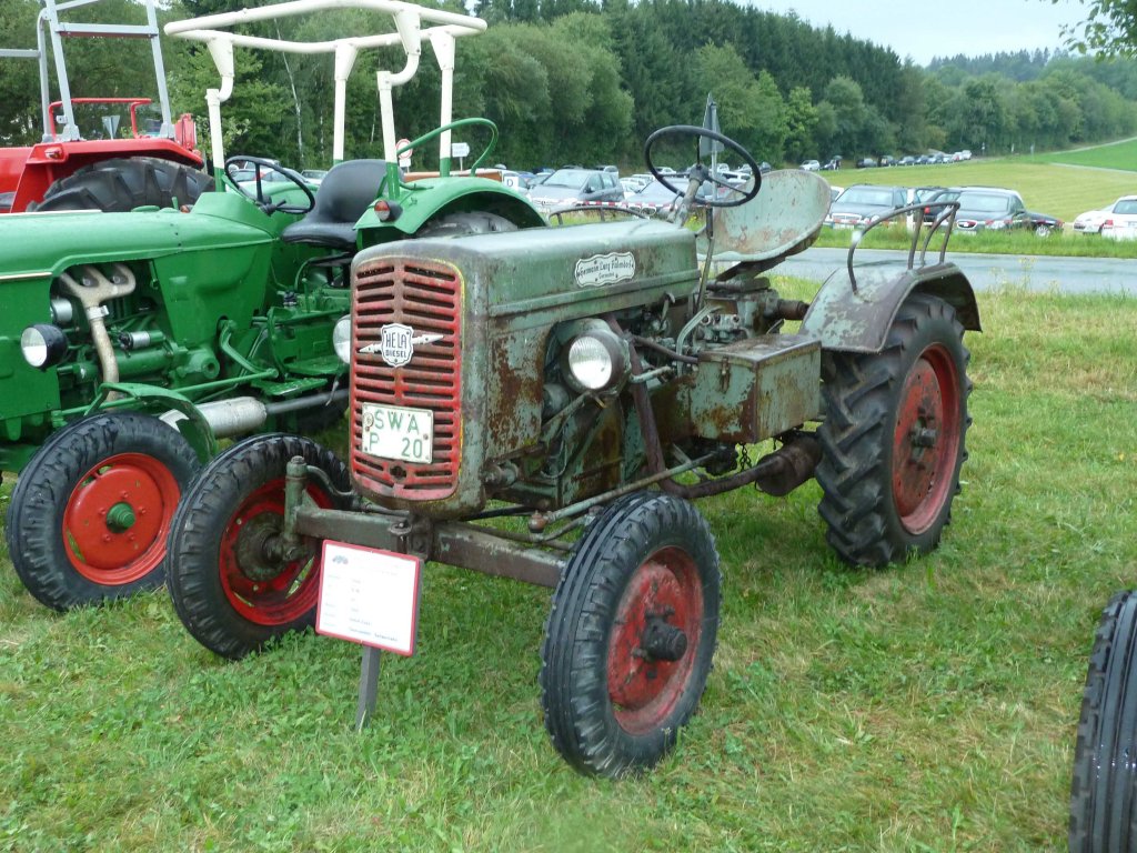 Hela ist Gast bei der Oldtimerausstellung der Traktorenfreunde Seitzenhahn, August 2011 