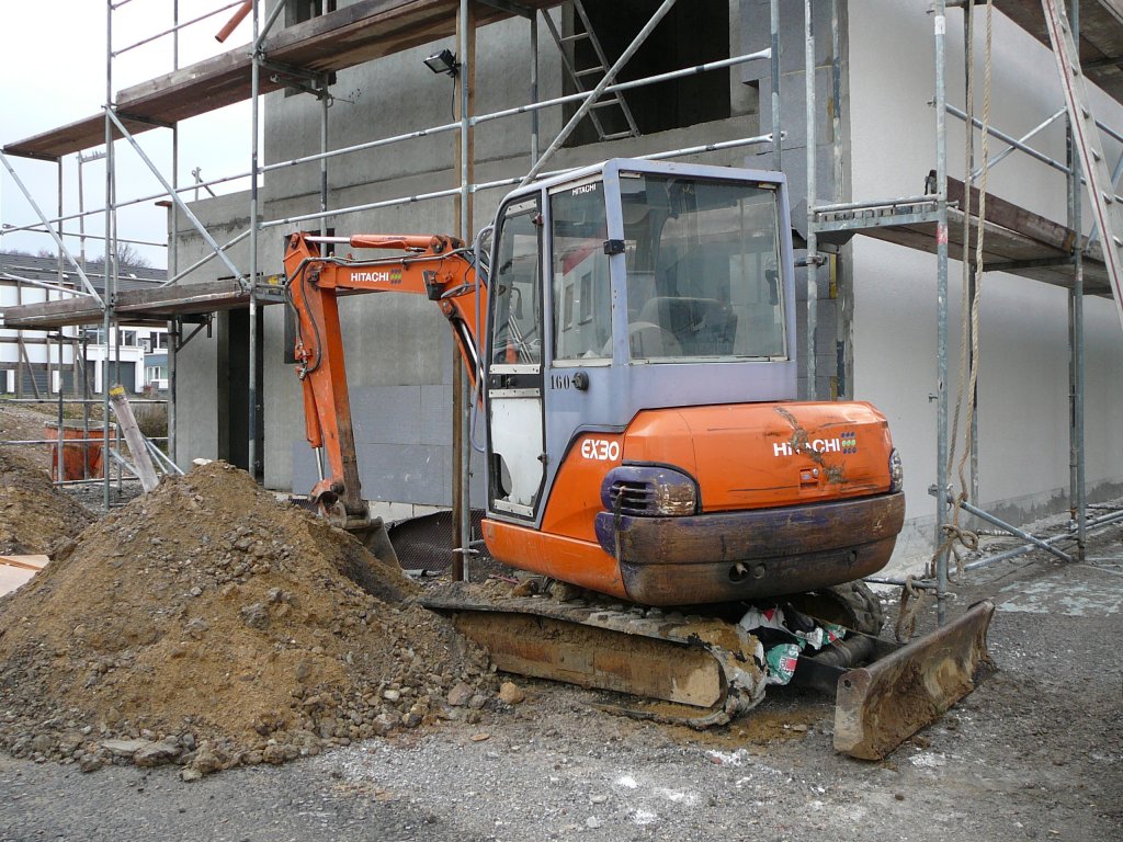 Hitachi EX 30 steht in Neuhof-Wehen am 08.11.2009