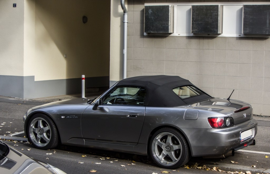 Honda S2000, fotografiert am 20.10.2012.