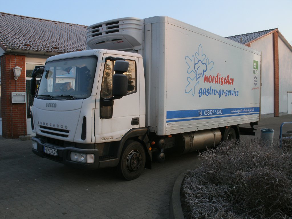 IVECO am 01.Mrz 2011 am Morgen in Bergen/Rgen.