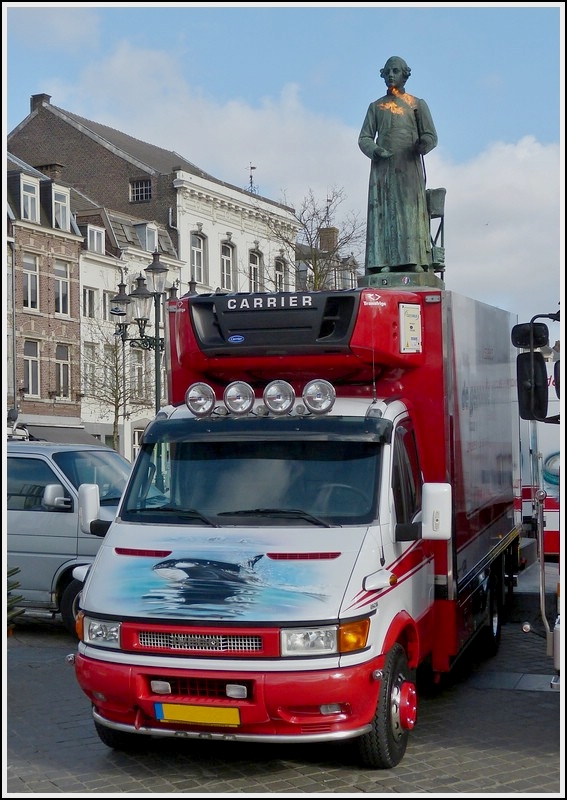 Iveco Kleinlaster mit Khlkastenaufbau aufgenommen am 19.04.2012.