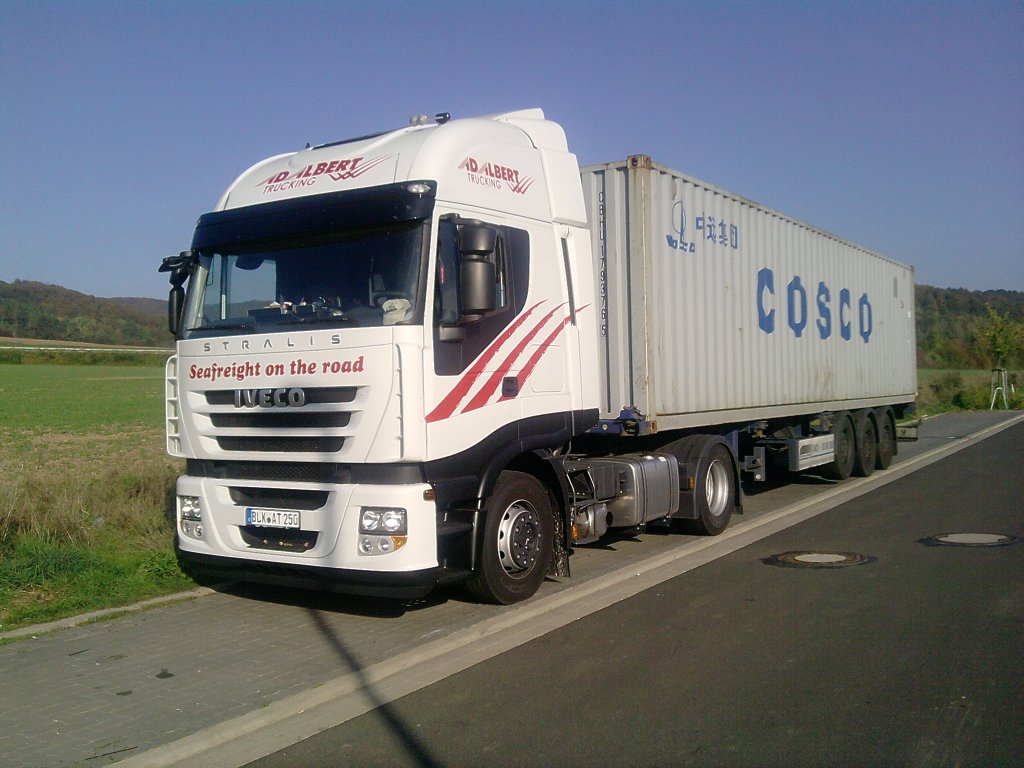 Iveco Stralis II ,mit COSCO Container im sdlichen 
Niedersachsen.