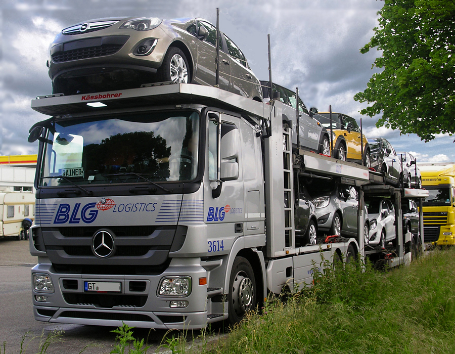 Juni 2012 / Mercedes Actros 1841 fährt für BLG - Logistic als