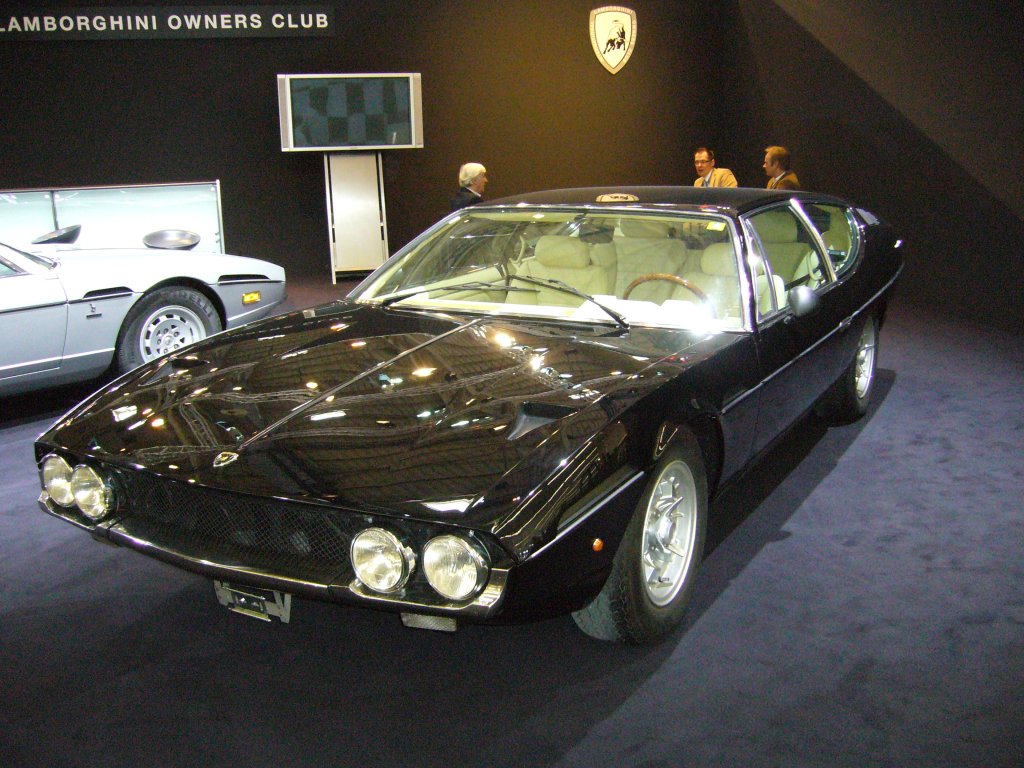 Lamborghini Espada. 1968 -1978. Whrend seiner 10-jhrigen Produktionszeit wurde der Espada 1.217 mal, in drei Serien, produziert. Motorisiert mit einem V12-motor leistete der  Degen  bis zu 350 PS. Techno Classica 27.03.2008.