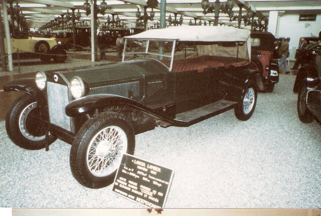 Lancia Lambda Torpedo 1928. Die Lambdamodelle wurden von 1922-1931 in insgesamt 9 Serien gebaut. Sommer 1985 Sammlung Schlumpf.