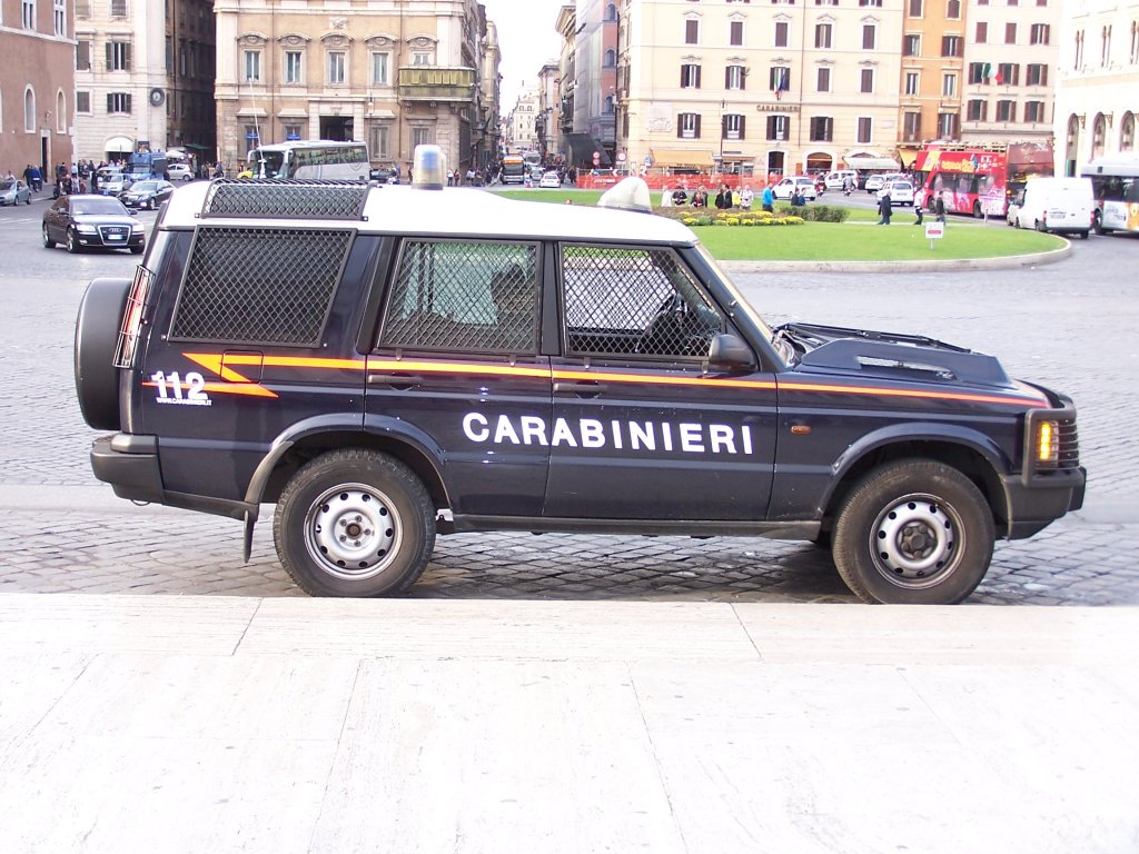 Land Rover der Carabinieri in Rom, Oktober 2010