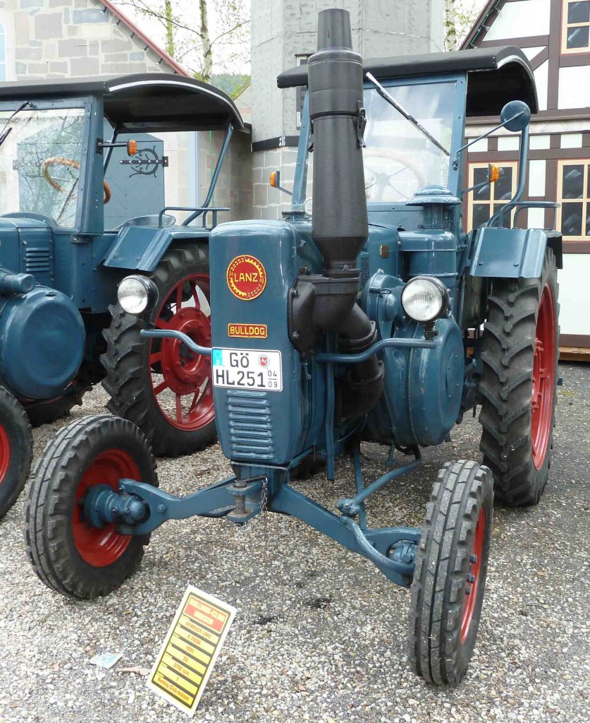 Lanz 2806, Bj. 1951, gesehen bei der Oldtimerausstellung der Traktor-Oldtimer-Freunde Wiershausen, April 2012 