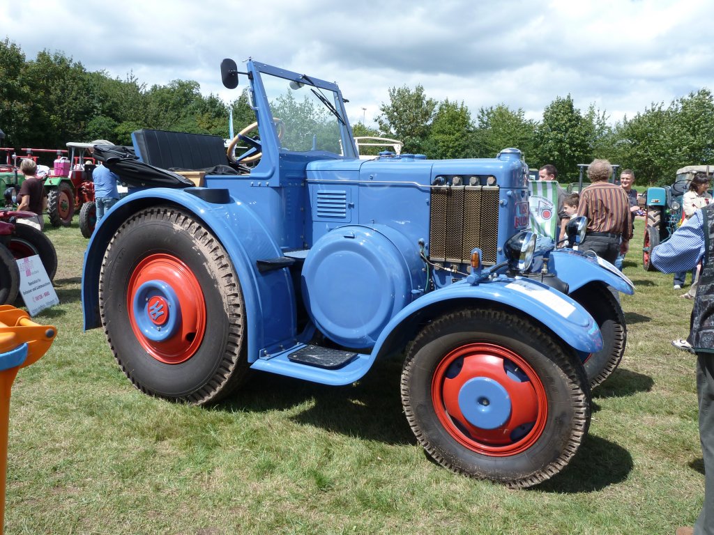 Lanz 9531, Bj. 1952, 45 PS, prsentiert bei der Oldtimerausstellung in Diedenbergen, August 2011