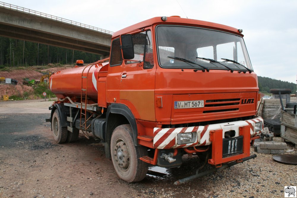 Liaz 110 Tankwagen, aufgenommen am 25. Juni 2011 in Rdental.