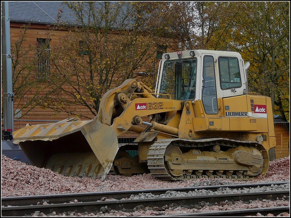 Liebherr 632 aufgenommen bei einer Eisenbahnbaustelle in Ettelbrck am 01.11.2010.