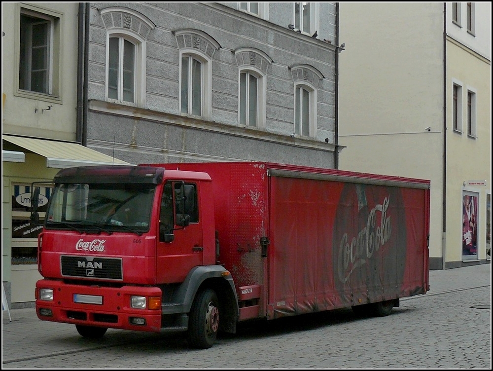 LKW MAN mit Sonderaufbau aufgenommen in Passau am 17.09.2010.