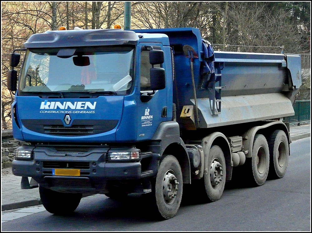 LKW Renault Kipper aufgenommen am 04.03.2011.