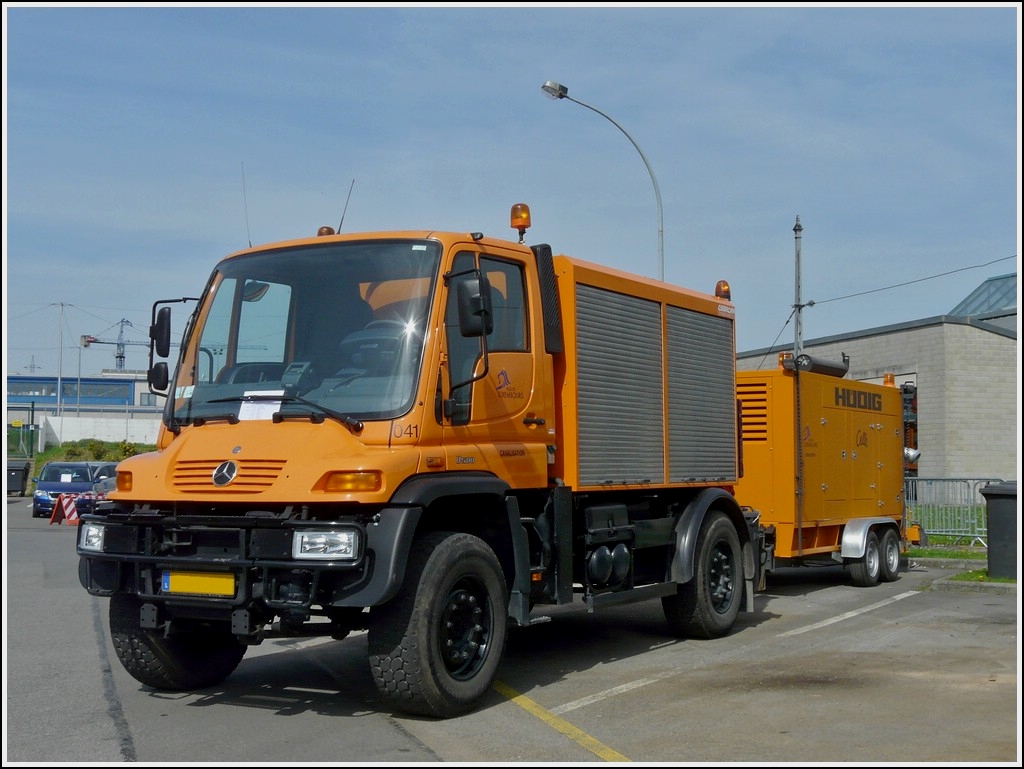 M-B Unimog aufgenommen am 27.04.2008 beim Tag der offenen Tr in Luxemburg.