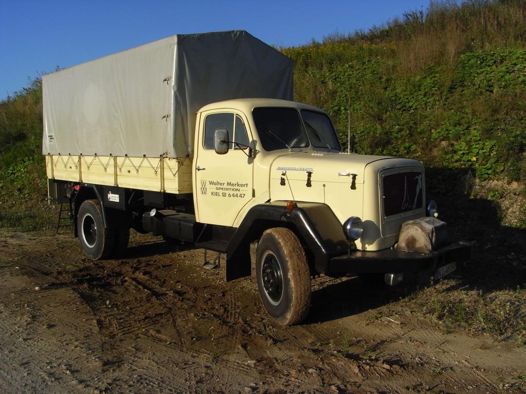 Magirus Mercur 120 A Baujahr 1963, 120 PS, permanenter Allradantrieb, 4t Vorbauseilwinde
Aufnahme vom Kiesgrubentreffen der NVG in Lutzhorn/Bokel, September 2010