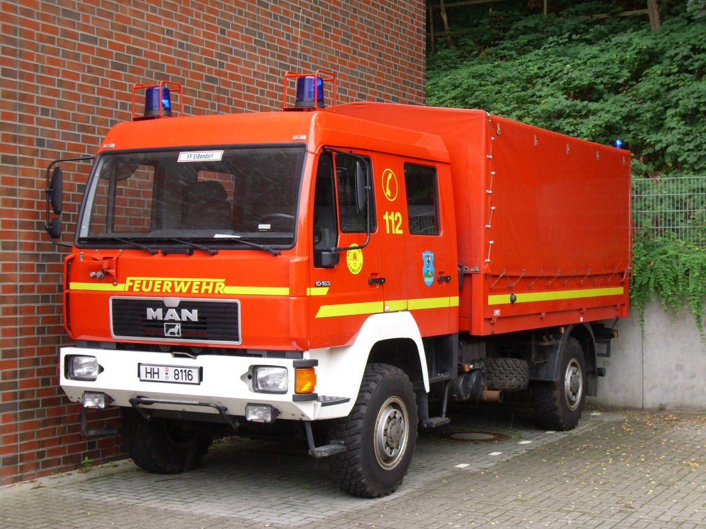 MAN 10.163 Dekontaminationsfahrzeug der Freiwilligen Feuerwehr Hamburg-Eiendorf. Das Fahrzeug ist dem Kat.-Schutz unterstellt.