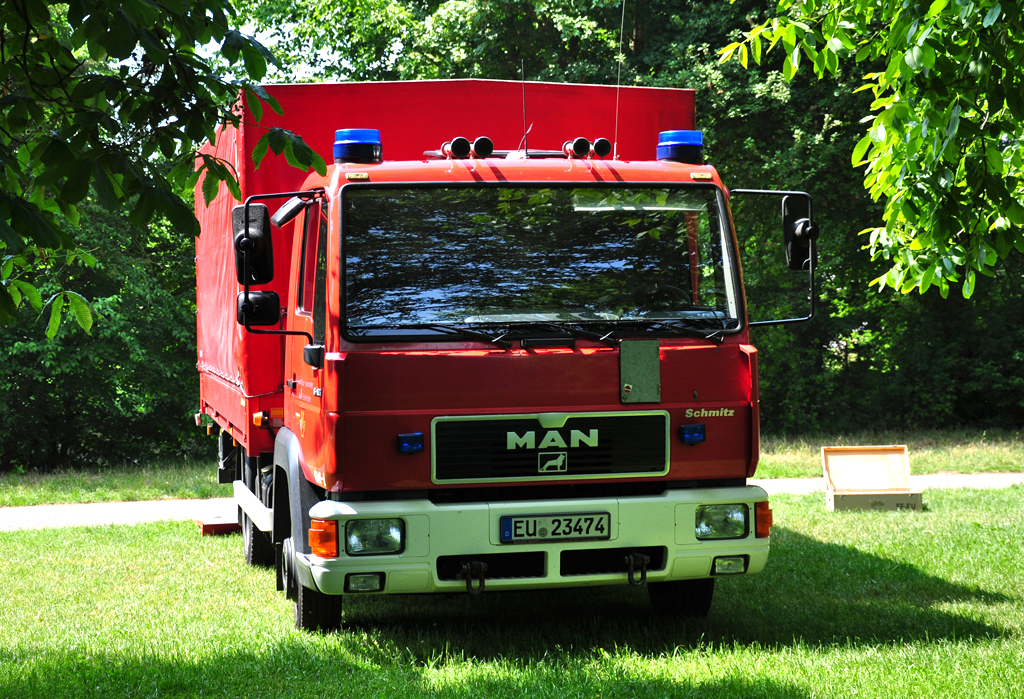 MAN 8-163 GW-L (Gertewagen Logistik) der Freiwilligen Feuerwehr Euskirchen - 21.05.2011