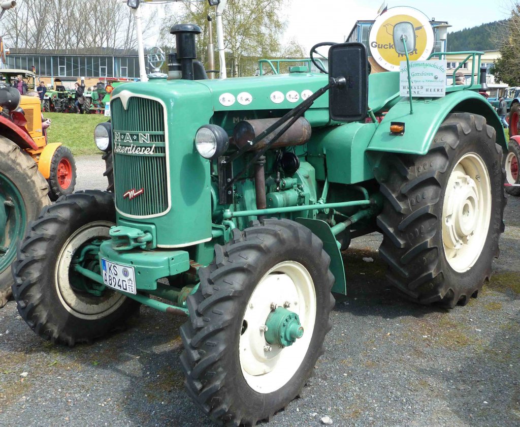 MAN C40A, 40 PS, ist Gast bei der Oldtimerausstellung der Traktor-Oldtimer-Freunde Wiershausen, April 2012 
