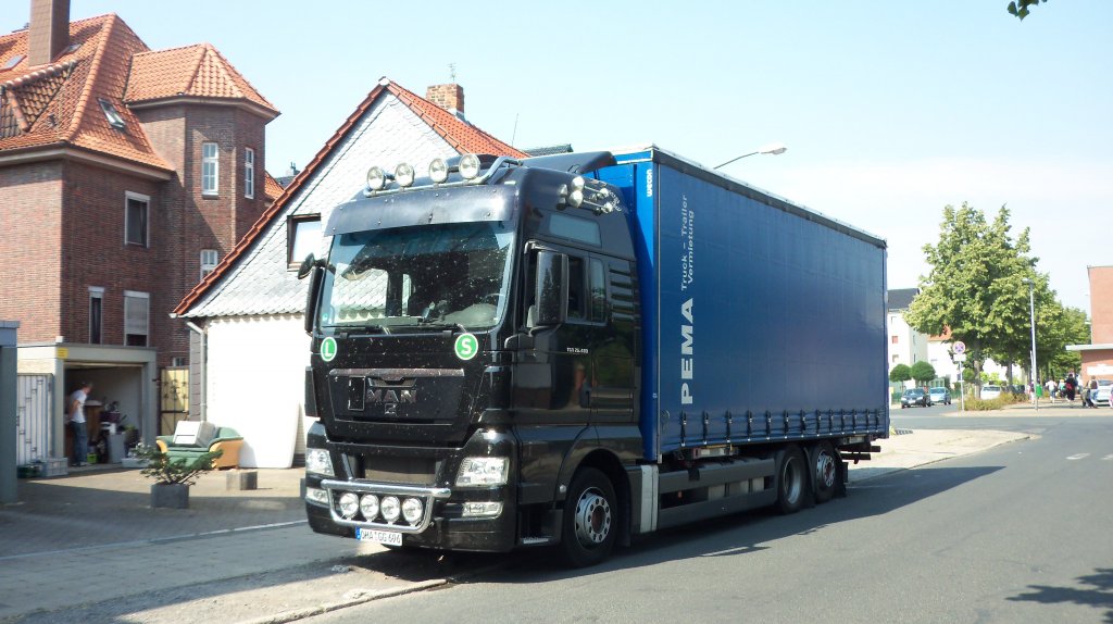 MAN-LKW in der Grossen Moorstrae/Lehrte am 10.07.10.
