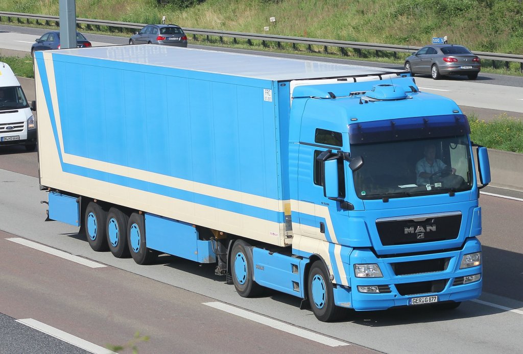 MAN-Sattelzug aufgenommen am 02.07.2013 auf der A5 beim Flughafen Frankfurt.