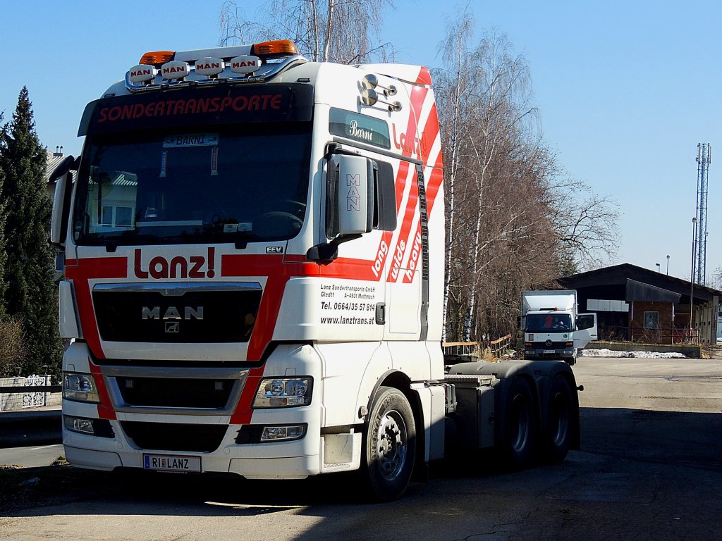 MAN-Sattelzugmaschine von Lanz-Transporte wird hauptschlich fr Sonder-, bzw. Schwertransporte herangezogen; 130308