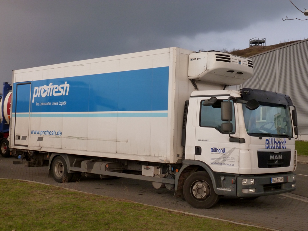 MAN TGL 12.220 Khltransporter profresh Sped. Transporte Norbert Billhardt in Herten geparkt fahren u.a. fr Schober 18/03/2012