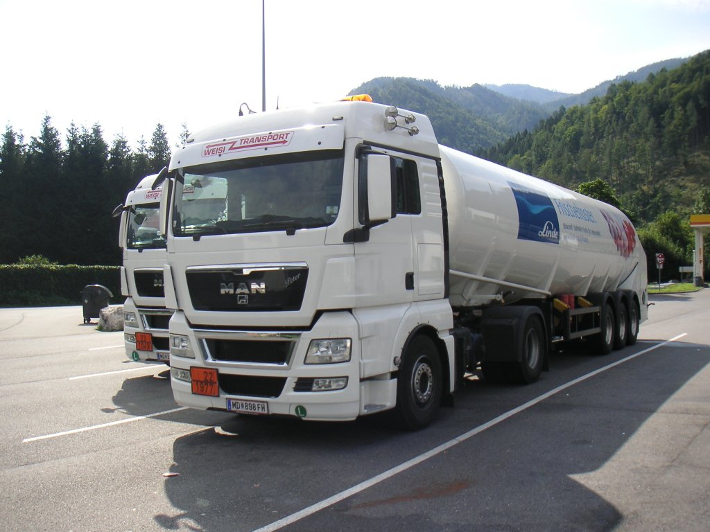 MAN TGX Tanksattelzug macht Pause in St. Pankraz.29.8.2012