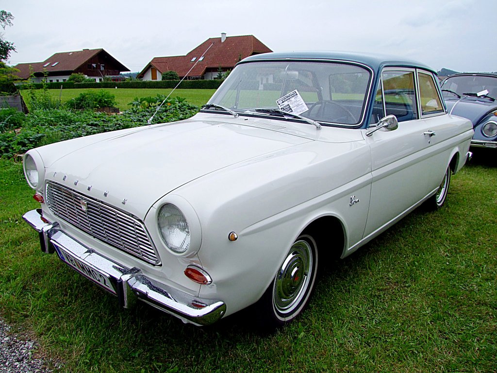 Marke:Ford; Type:Taunus12M; PS:50; Baujahr:1965 war am innenliegenden Datenblatt abzulesen;110703