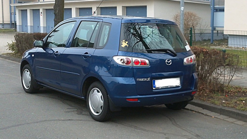 Mazda II, am 30.01.2011 in Lehrte.