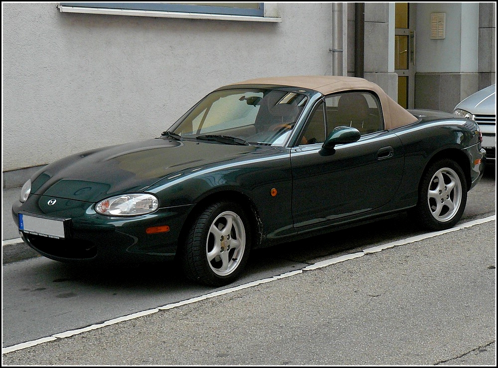 Mazda MX-5 aufgenommen am 15.09.2010.