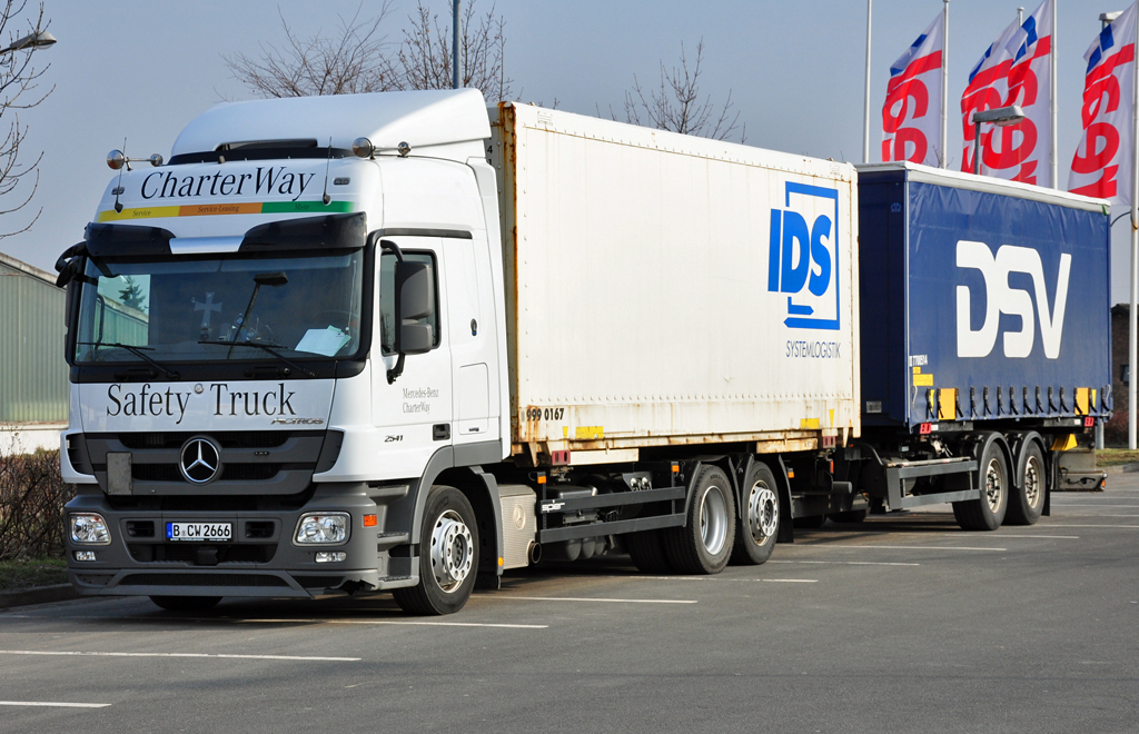 MB Actros 2541 Tandemzug in Euskirchen - 10.02.2011