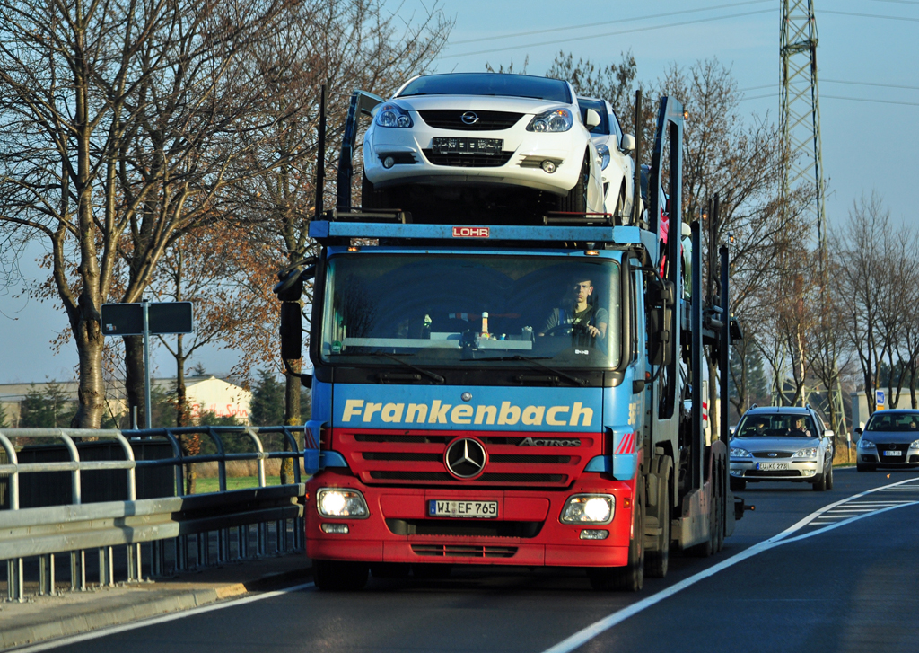 MB Actros Autotransporter  Frankenbach  bei Euskirchen - 29.11.2011