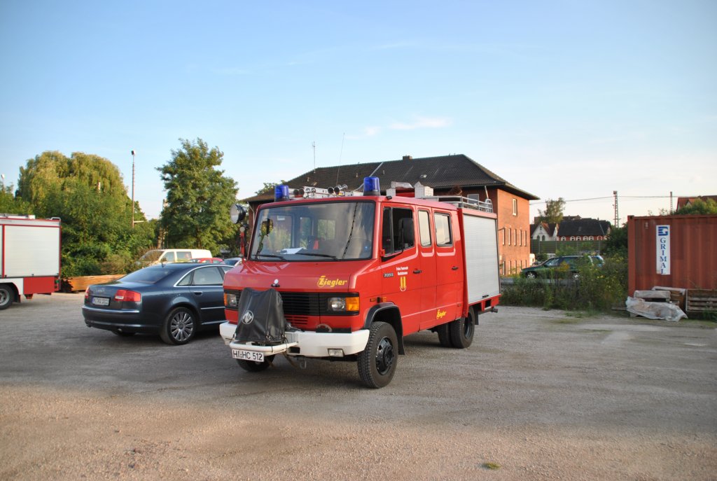 Mercedes 709 D, der Freiwilligen Feuerwehr Nordstemmen, im Ex BW Lehrte 69, am 19.08.2010.