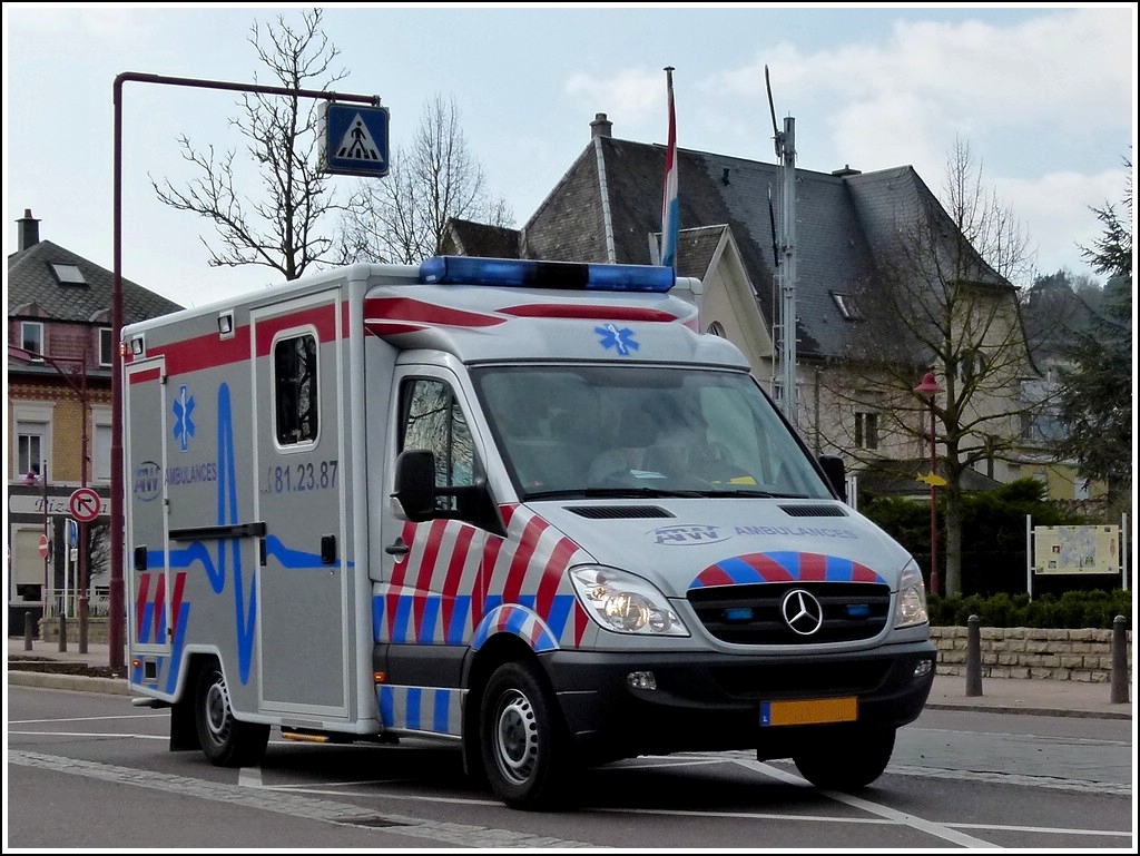 Mercedes Benz Krankenwagen gesehen am 19.03.2012.