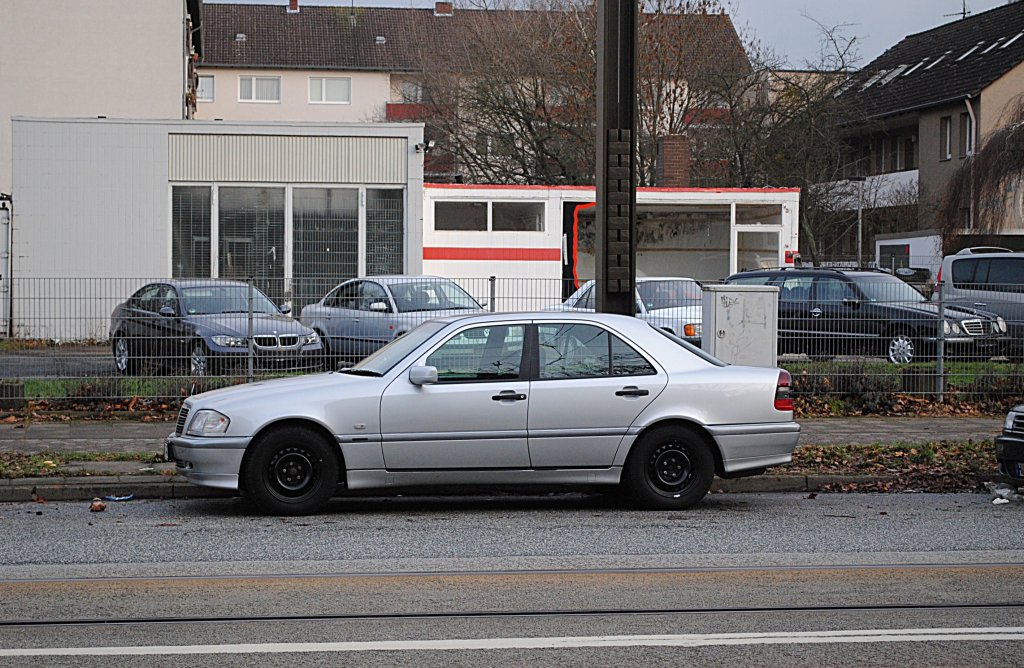 Mercedes C-Klasse in Hannover/Empelde am 09.01.11.