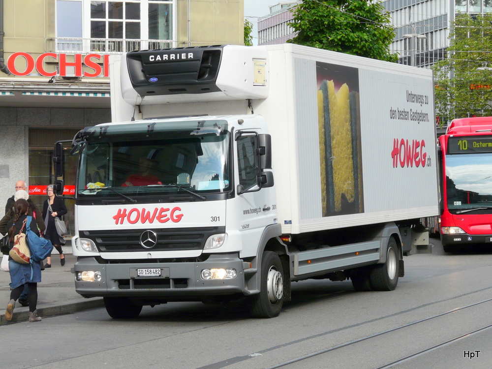 Mercedes Khllaster unterwegs in Bern am 25.06.2013