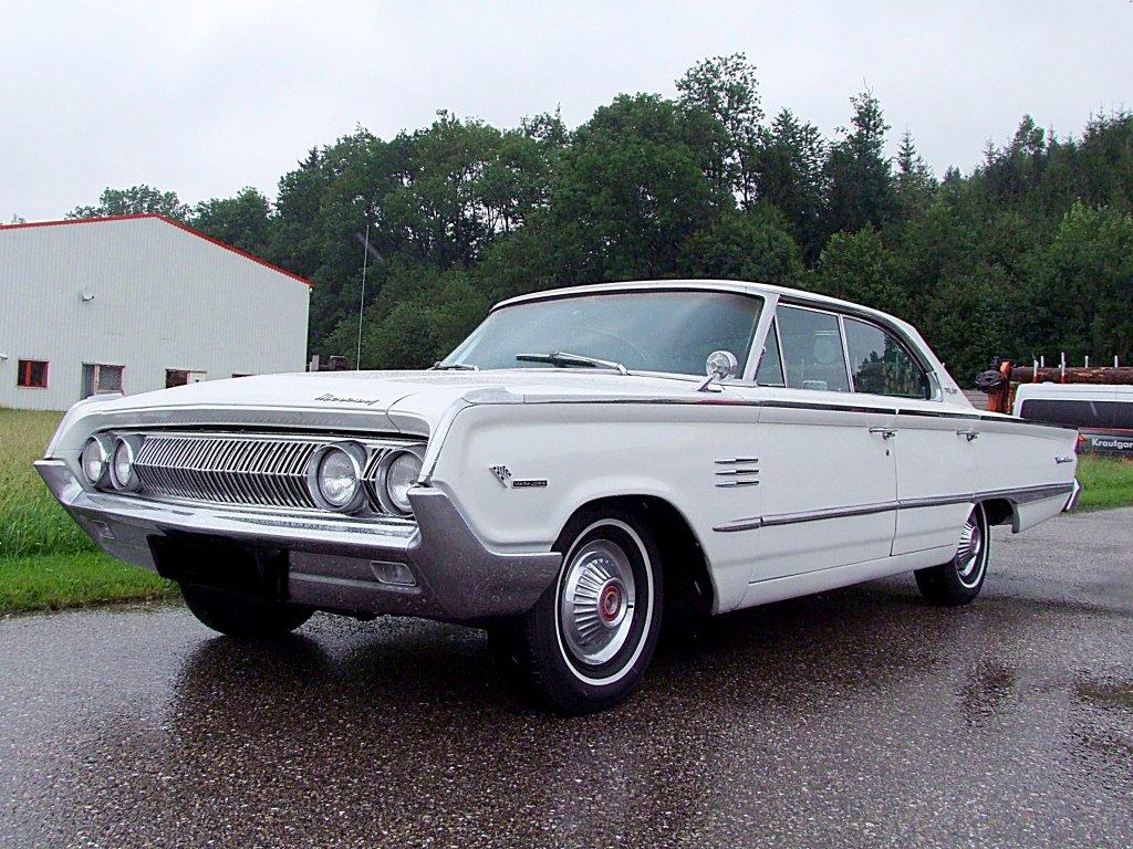 MERCURY-Montclair, Baujahr 1964 hat ein Leergewicht von rund 1800kg, und eine Lnge von 5474mm;110724