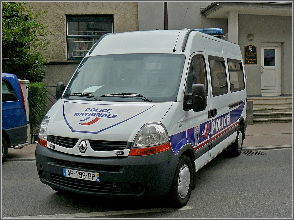 Mit diesem Renault Master war die franzsiche Polizei zur 750 Jahrfeier der Stadt Diekirch angereist. 04.07.2010