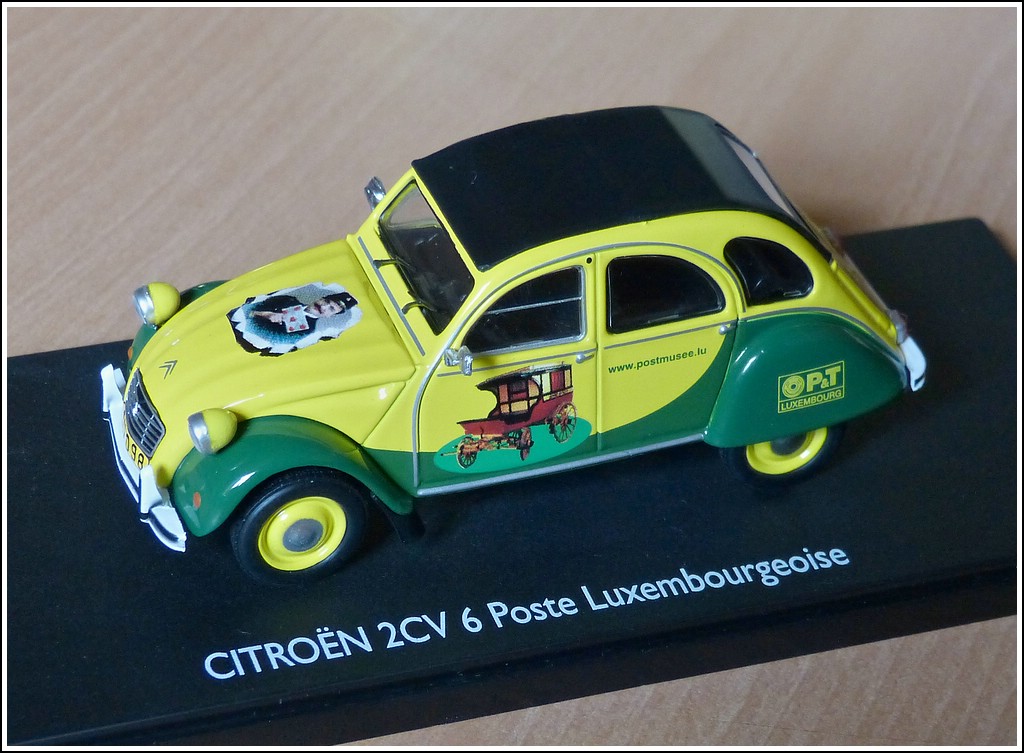 Modell  Citroen 2 CV 6 von der luxemburgischen Post.