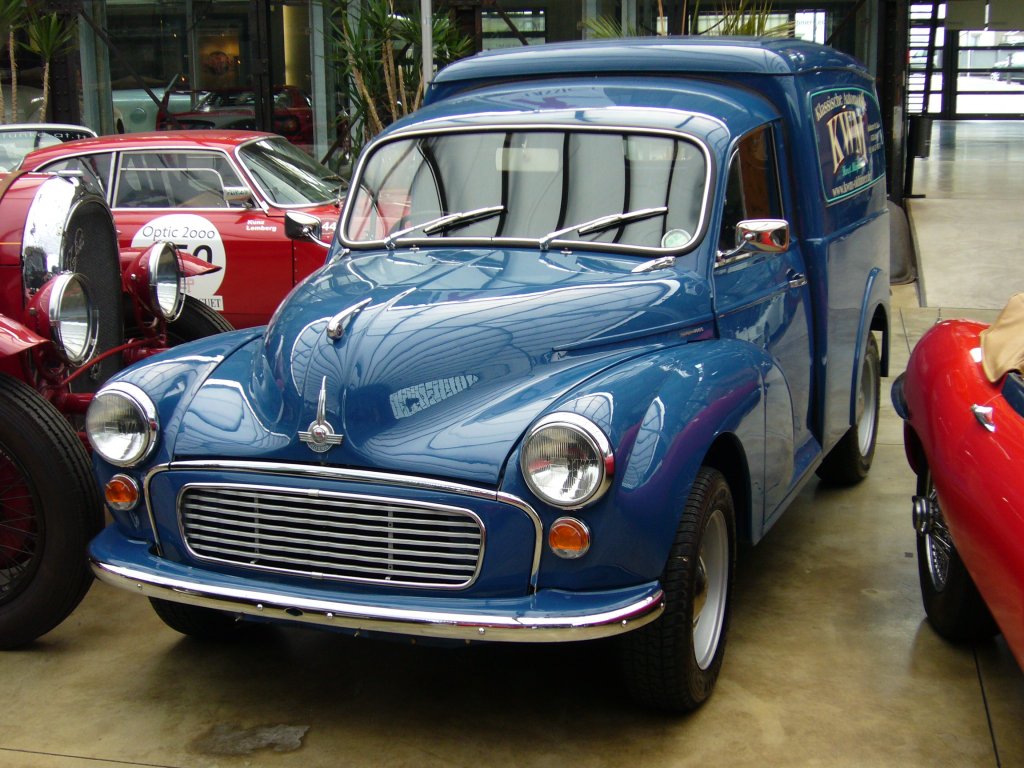 Morris Minor Van im Dsseldorfer Meilenwerk. 27.07.2011.